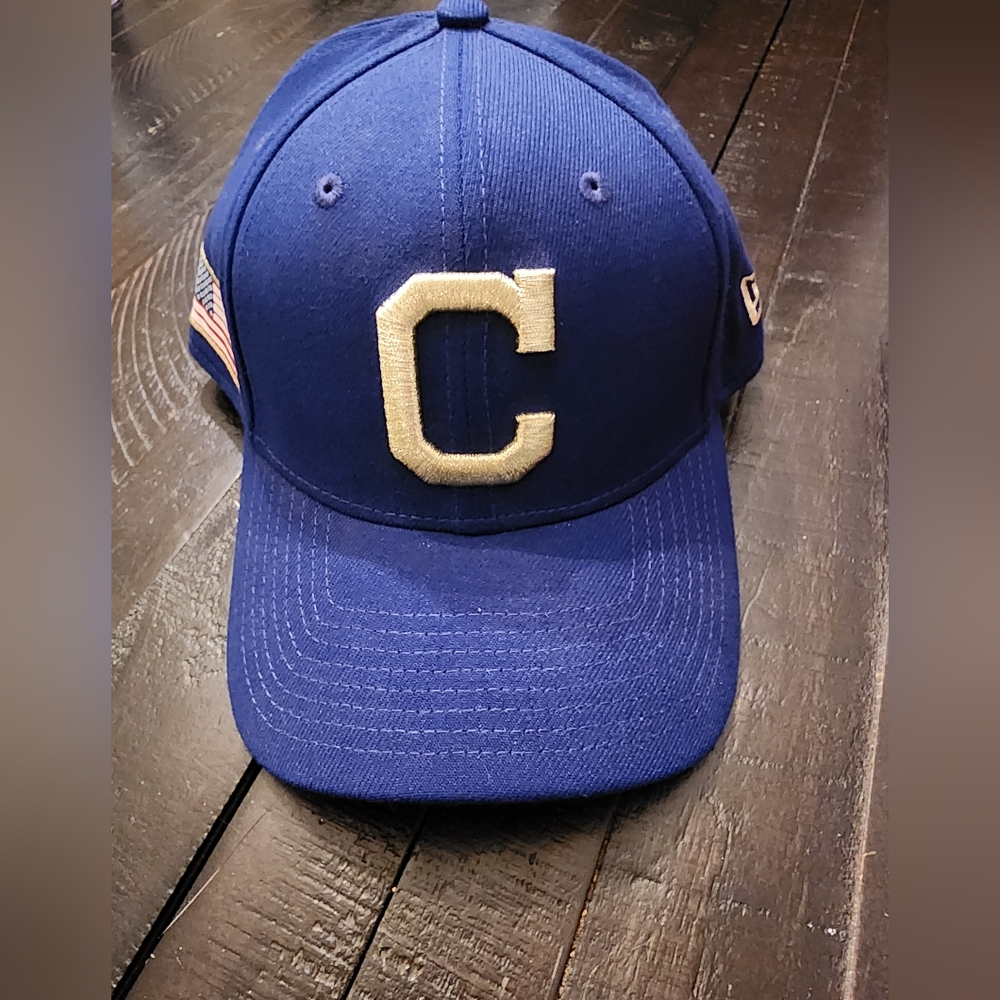 New Era Medium-Large Fitted Cleveland Indians Hat